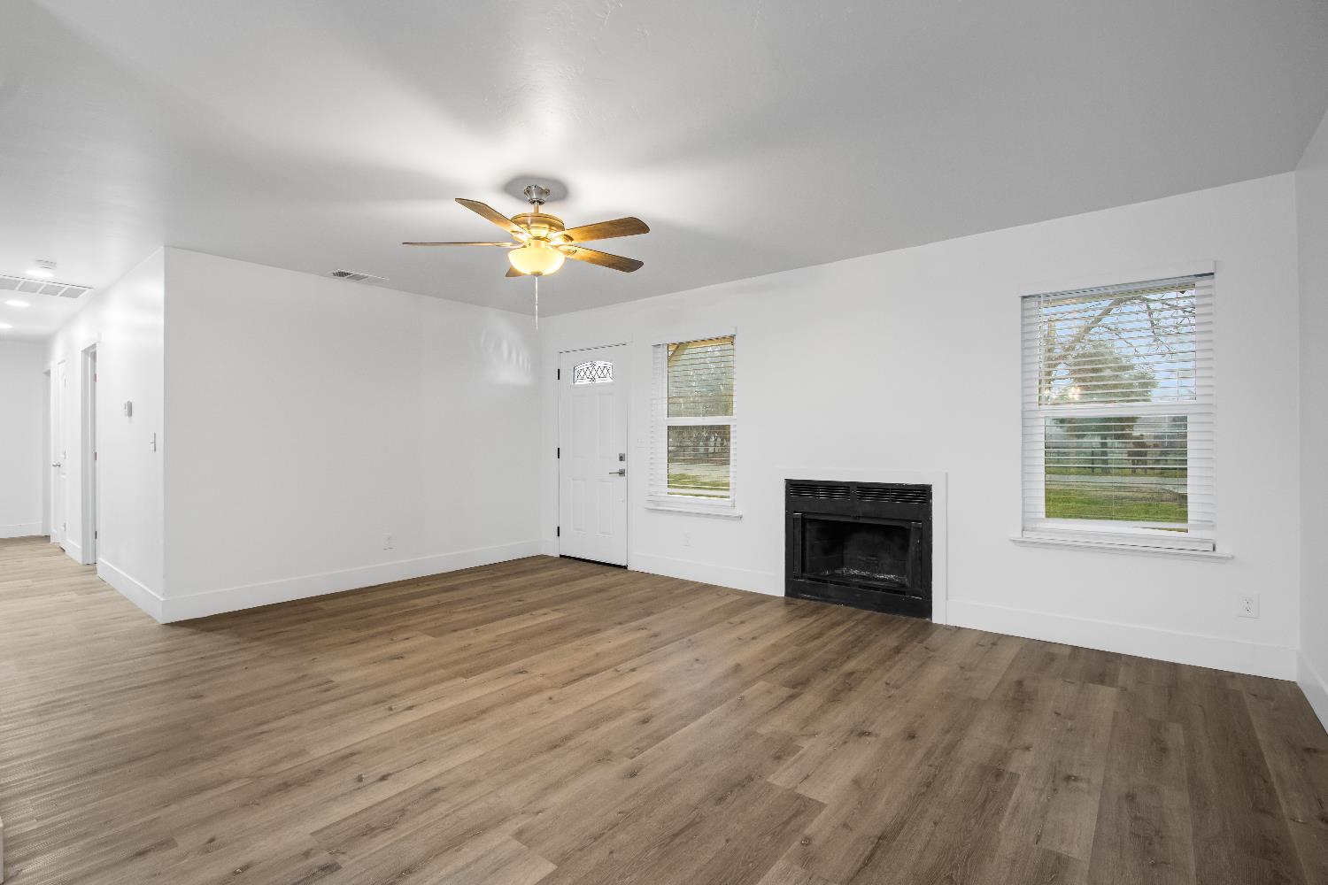 18421 Fairfield Dr, Madera, CA 93638