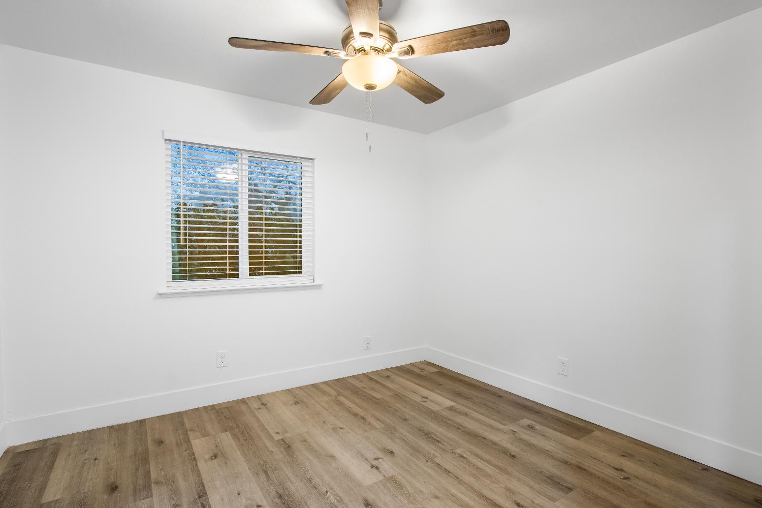 18421 Fairfield Dr, Madera, CA 93638