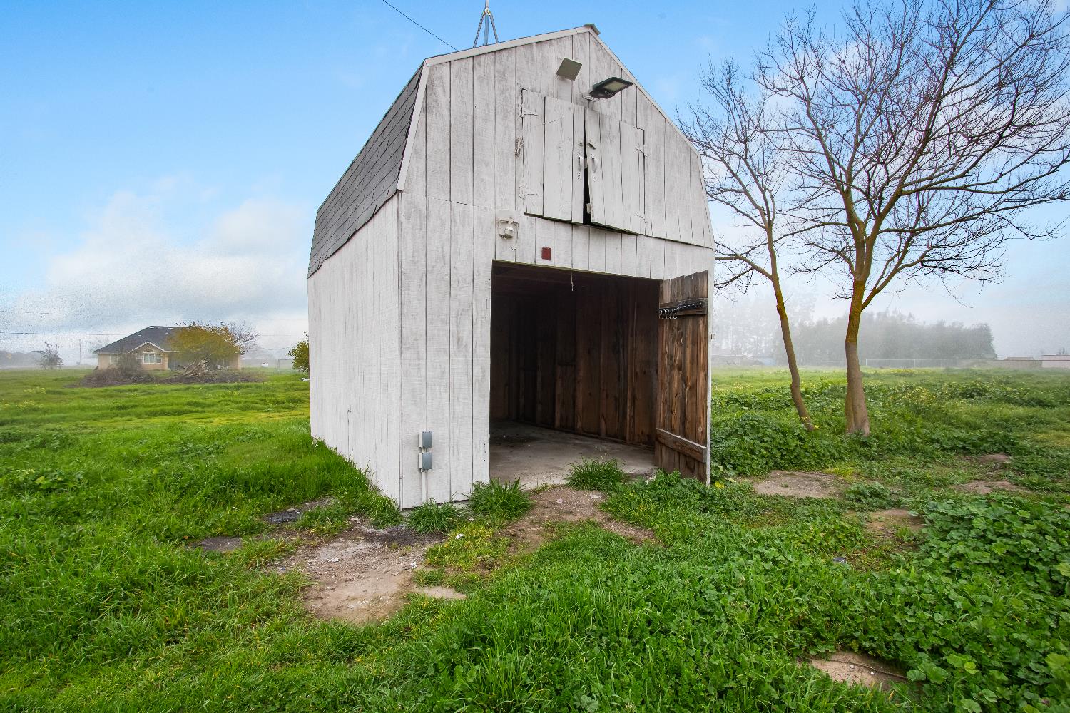 18421 Fairfield Dr, Madera, CA 93638