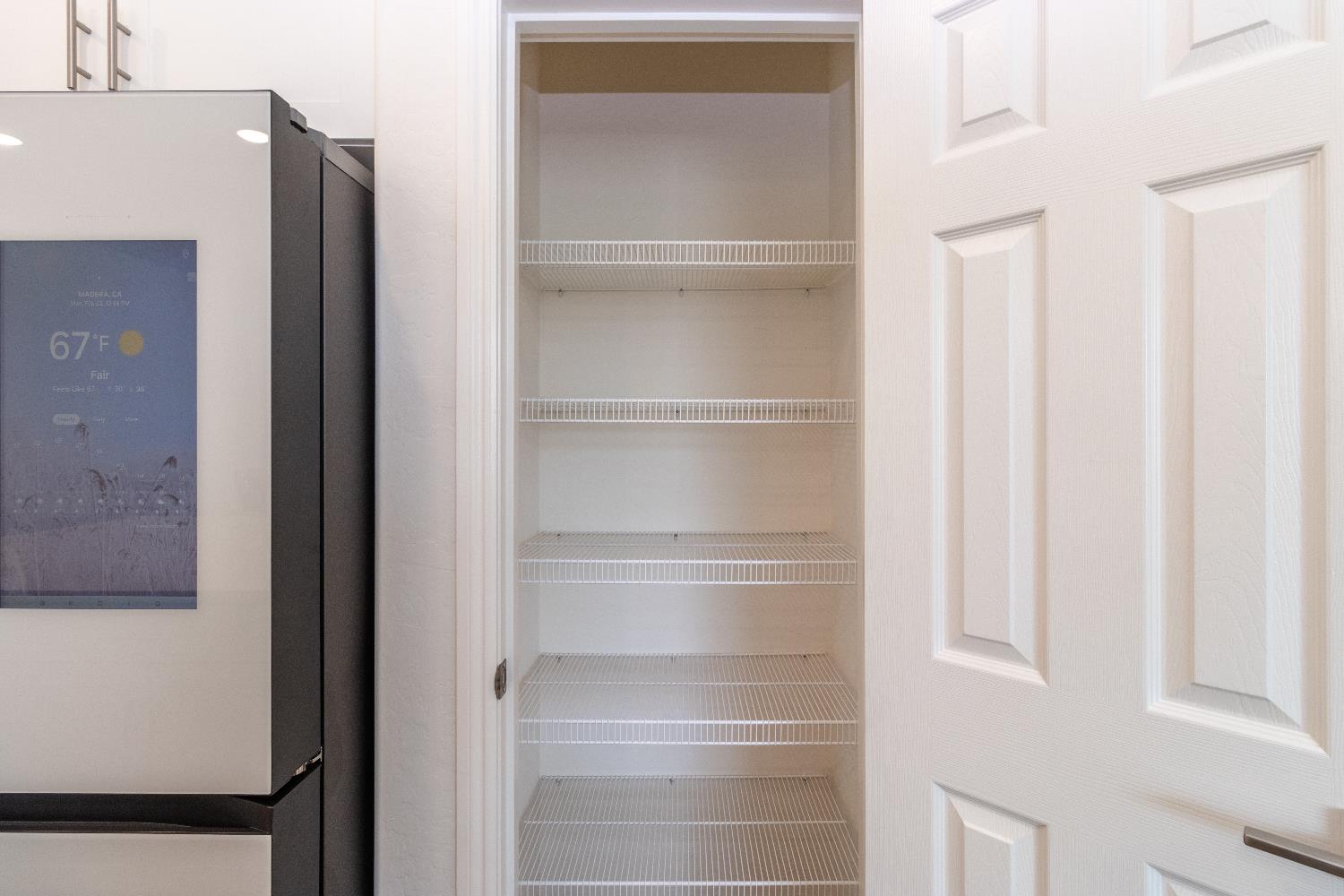 1158 Encore Way W, Madera, CA 93636