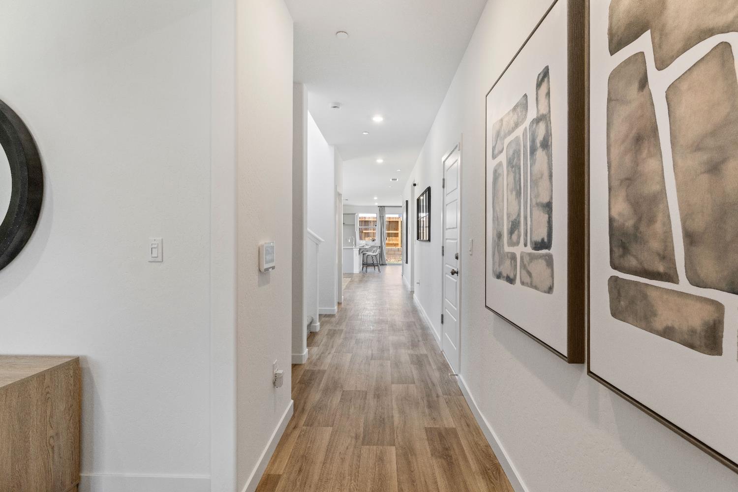 966 Deerhorn Dr W, Madera, CA 93636