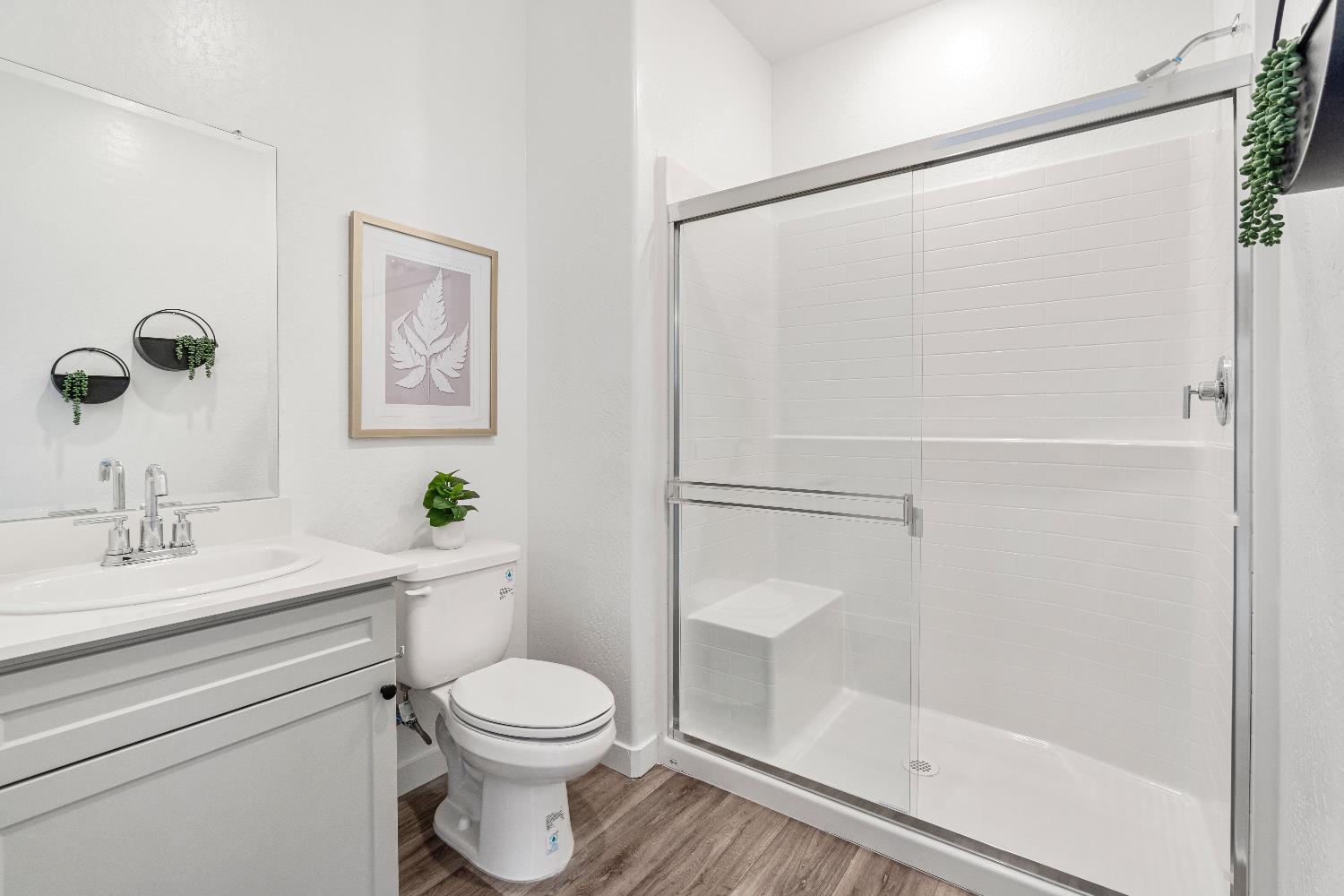 966 Deerhorn Dr W, Madera, CA 93636