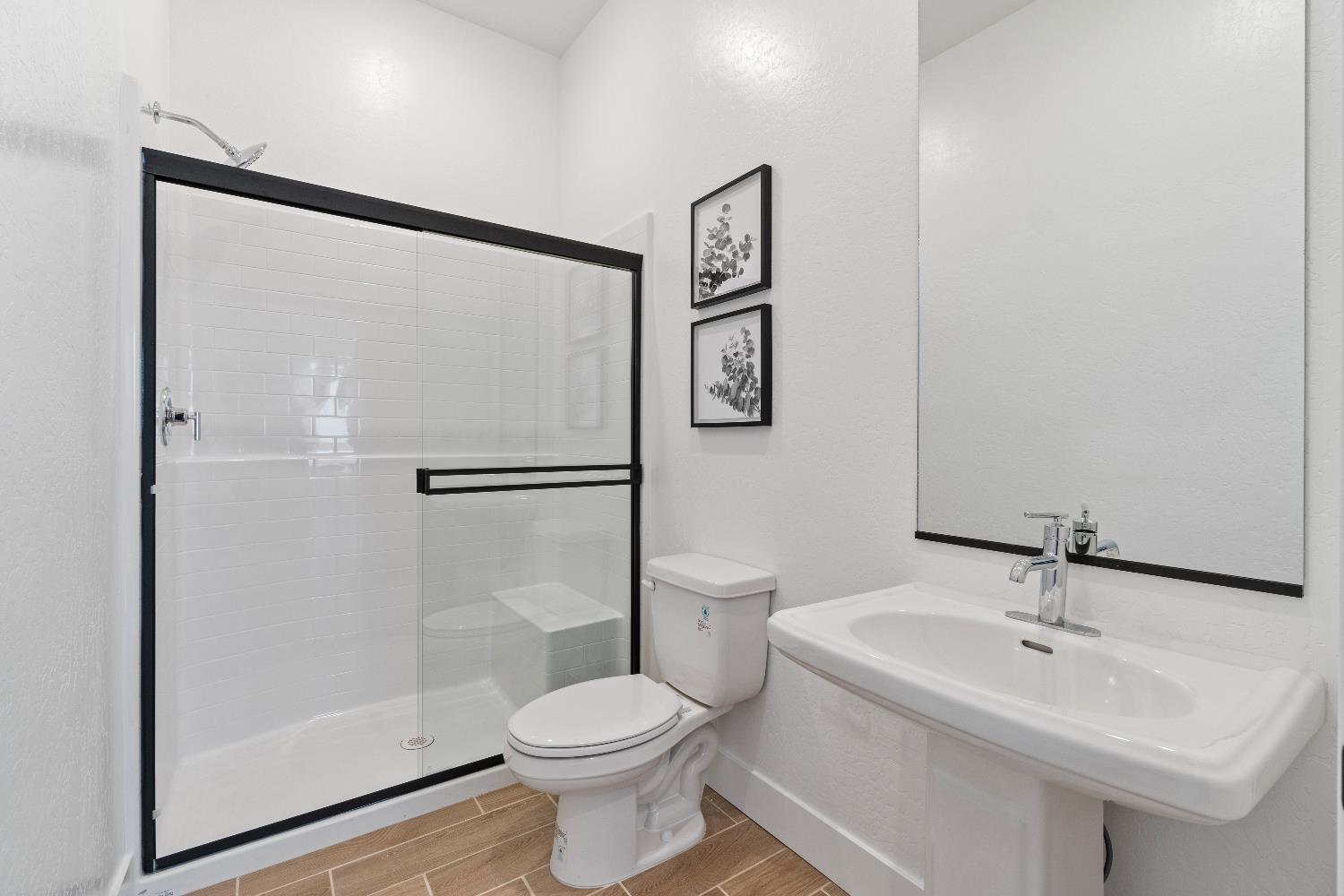 856 Traverse Dr S, Madera, CA 93636