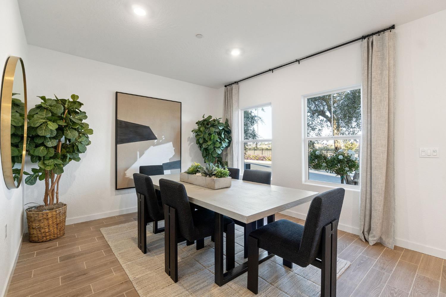 878 Traverse Dr S, Madera, CA 93636