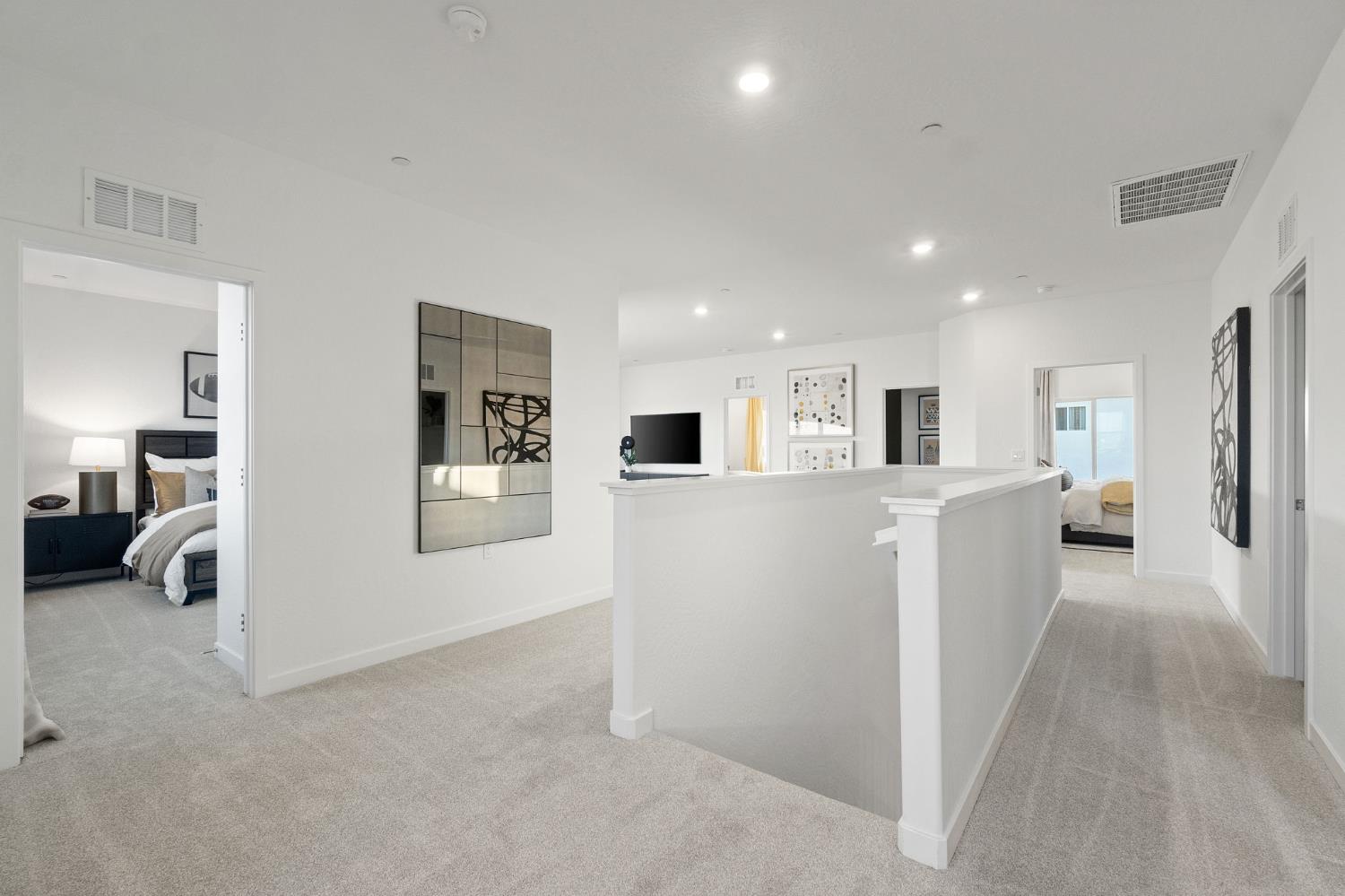 878 Traverse Dr S, Madera, CA 93636