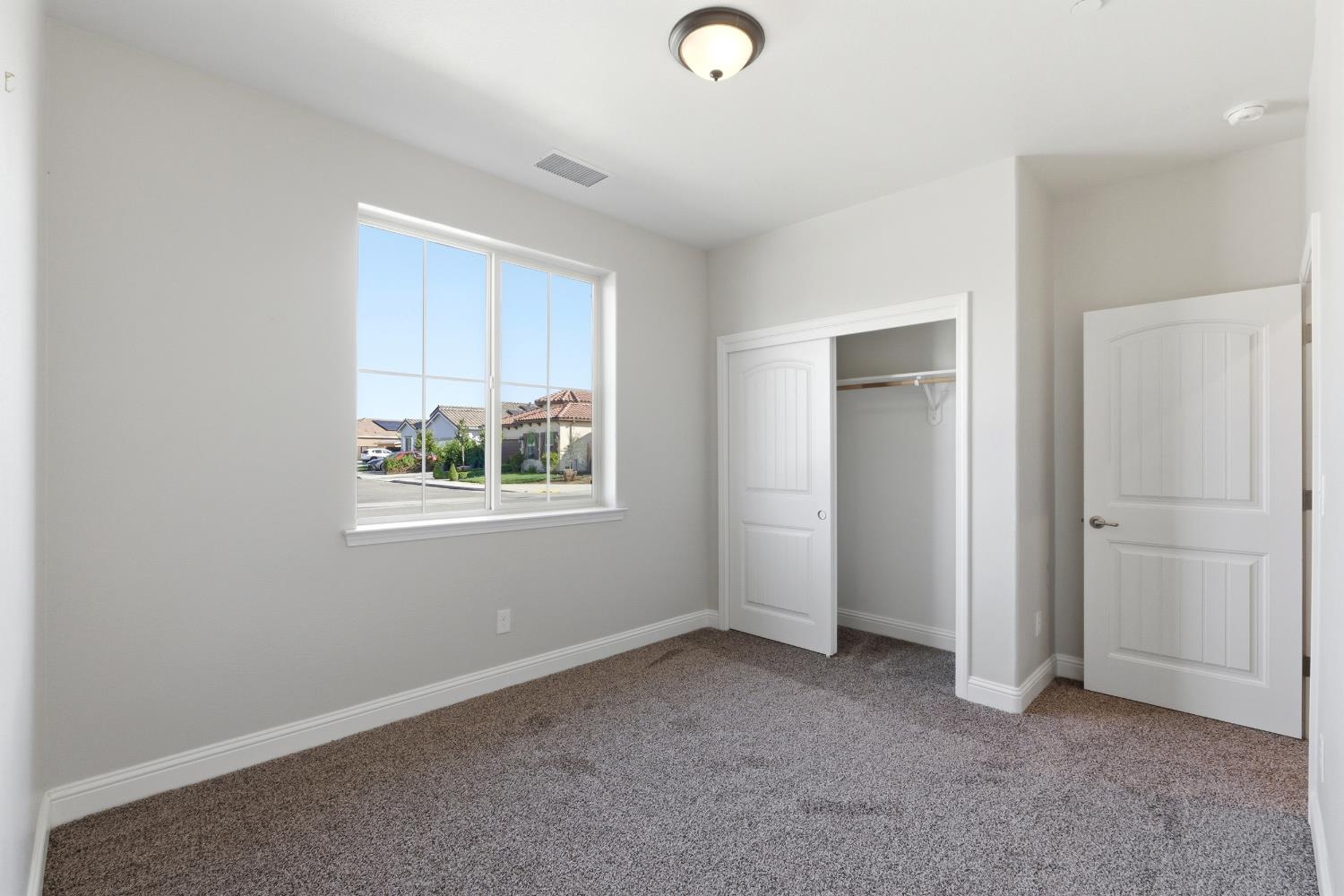 3108 Capistrano Dr, Madera, CA 93637