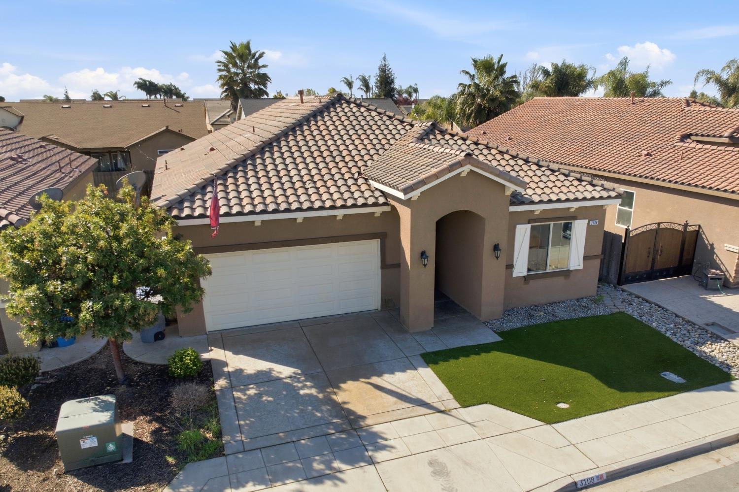 3108 Capistrano Dr, Madera, CA 93637