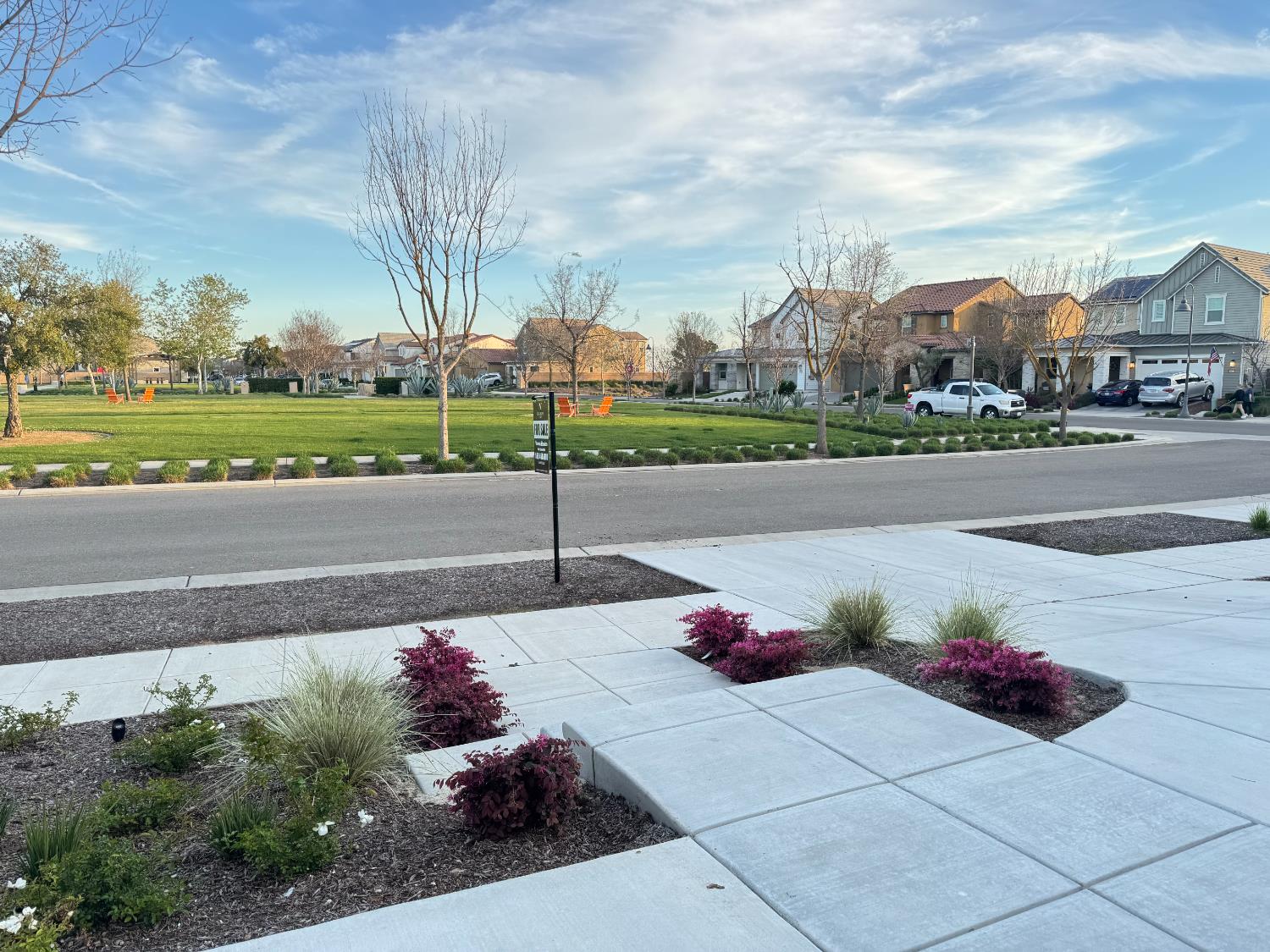 713 Harvest Dr, Madera, CA 93636