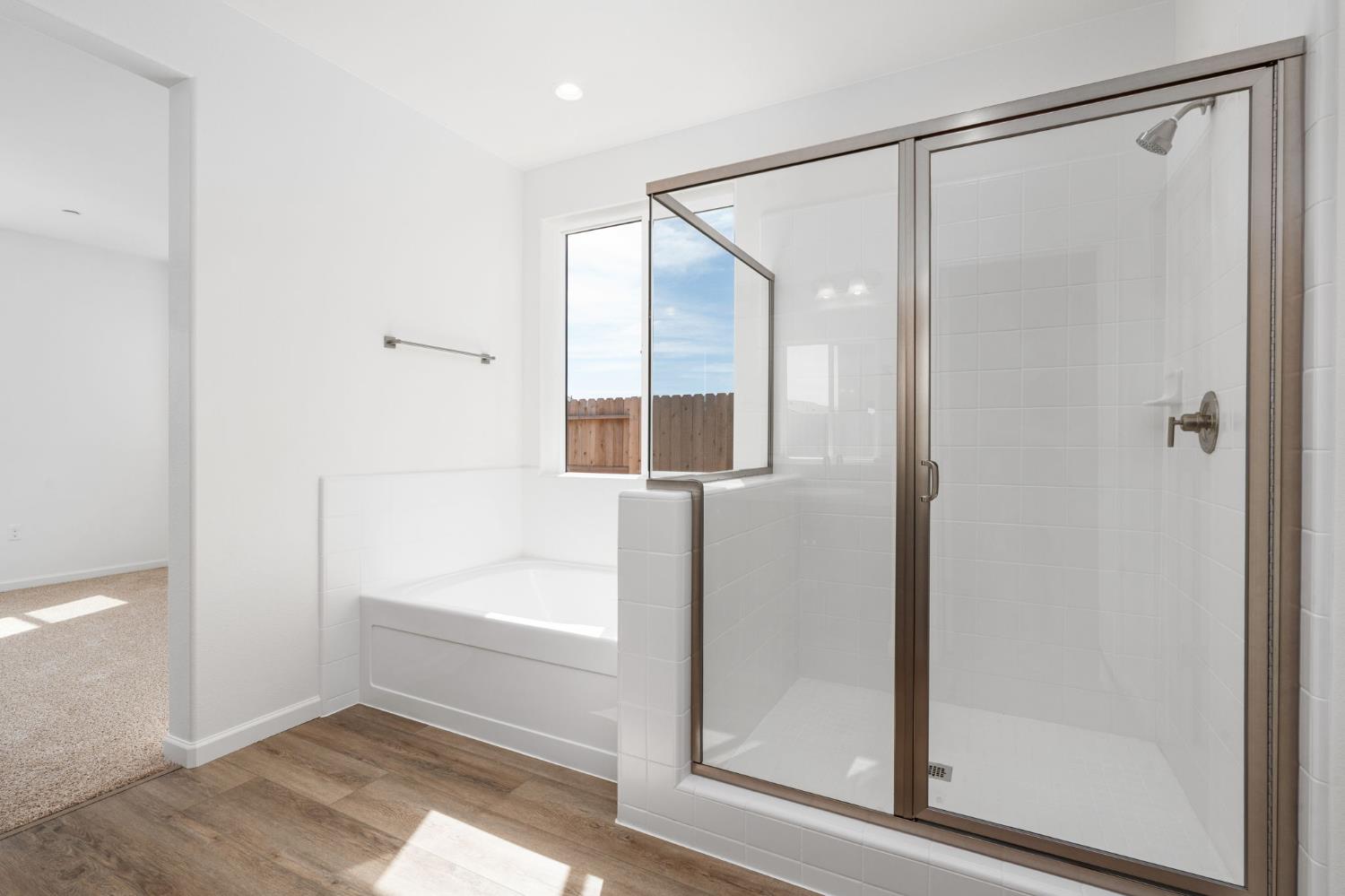 1237 Cathedral Ct S, Madera, CA 93636