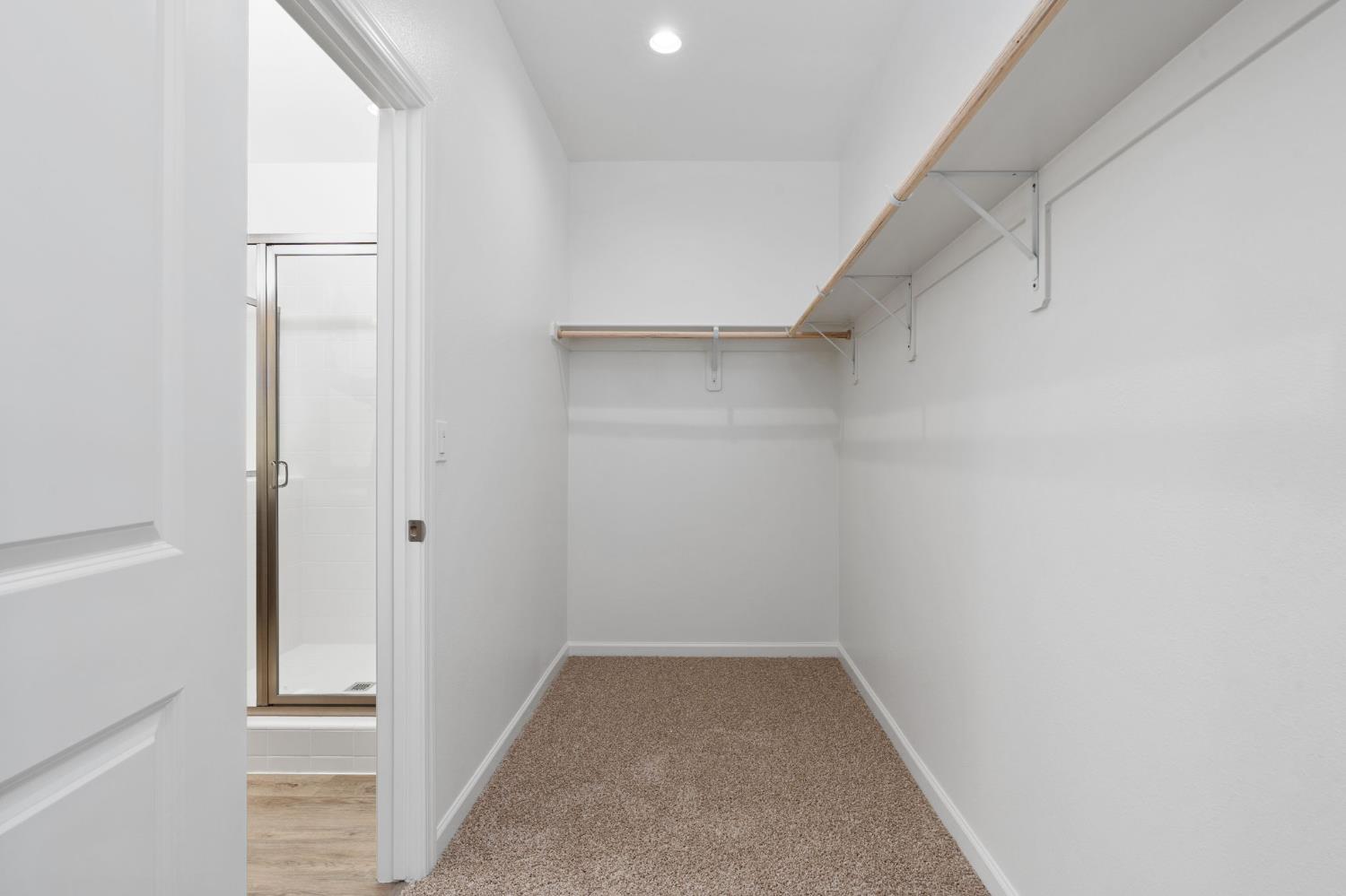 1237 Cathedral Ct S, Madera, CA 93636