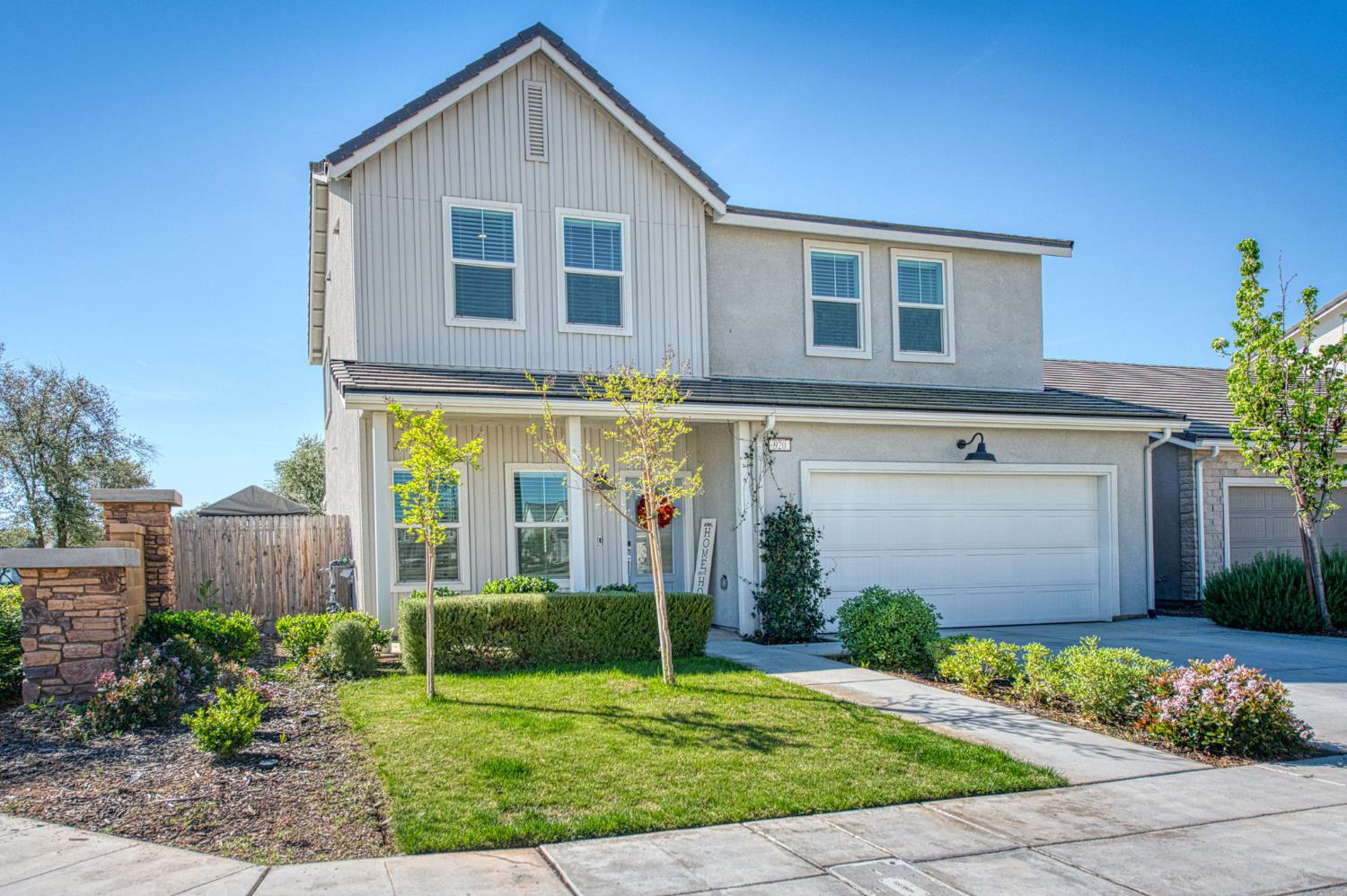 920 Ponderosa Way W, Madera, CA 93636