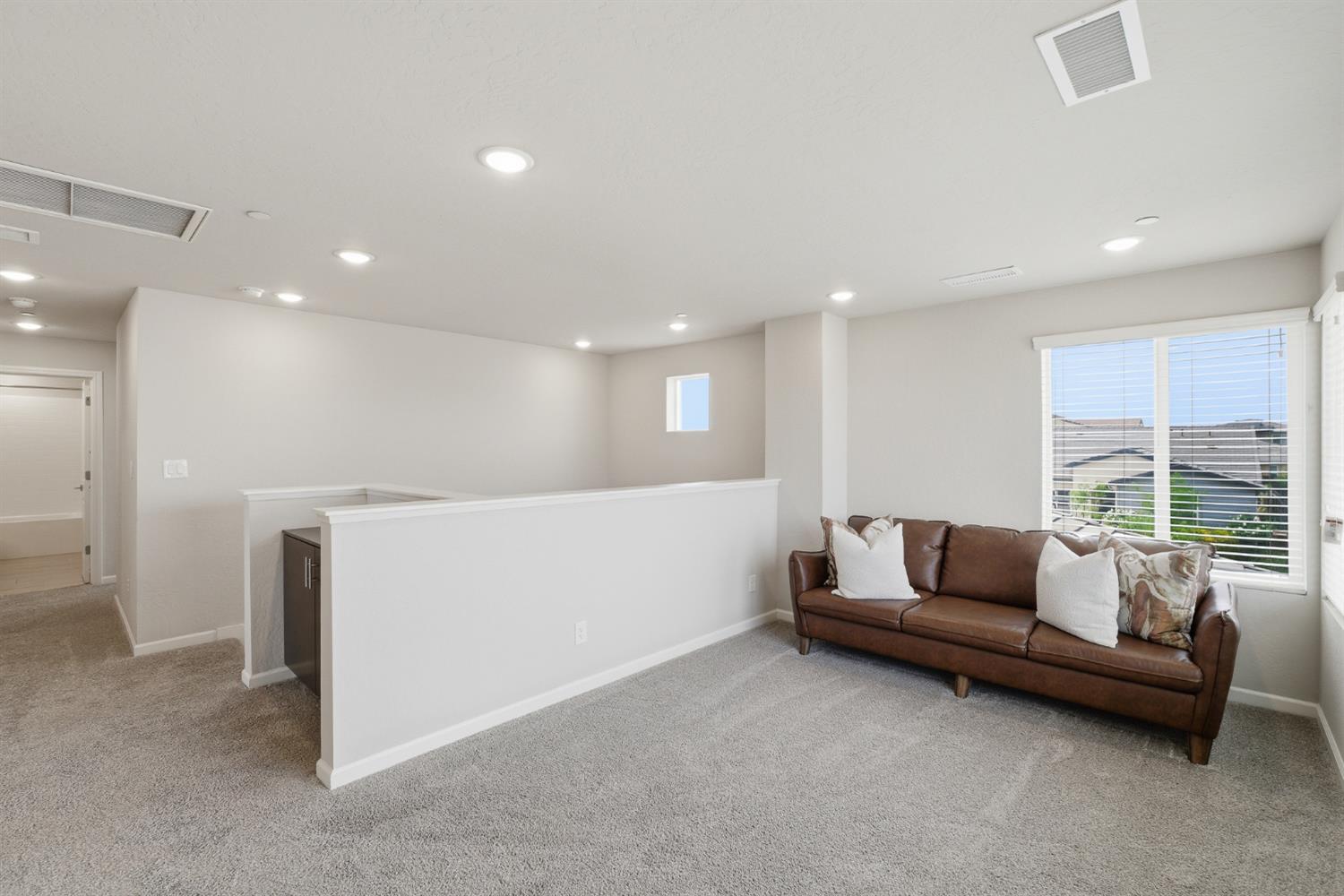 503 Cathedral Ct S, Madera, CA 93636