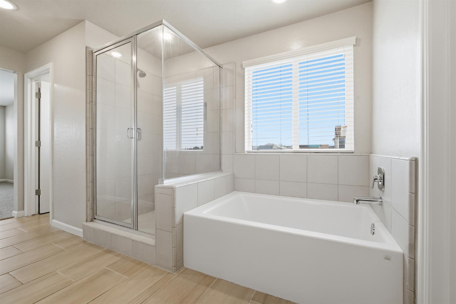 503 Cathedral Ct S, Madera, CA 93636