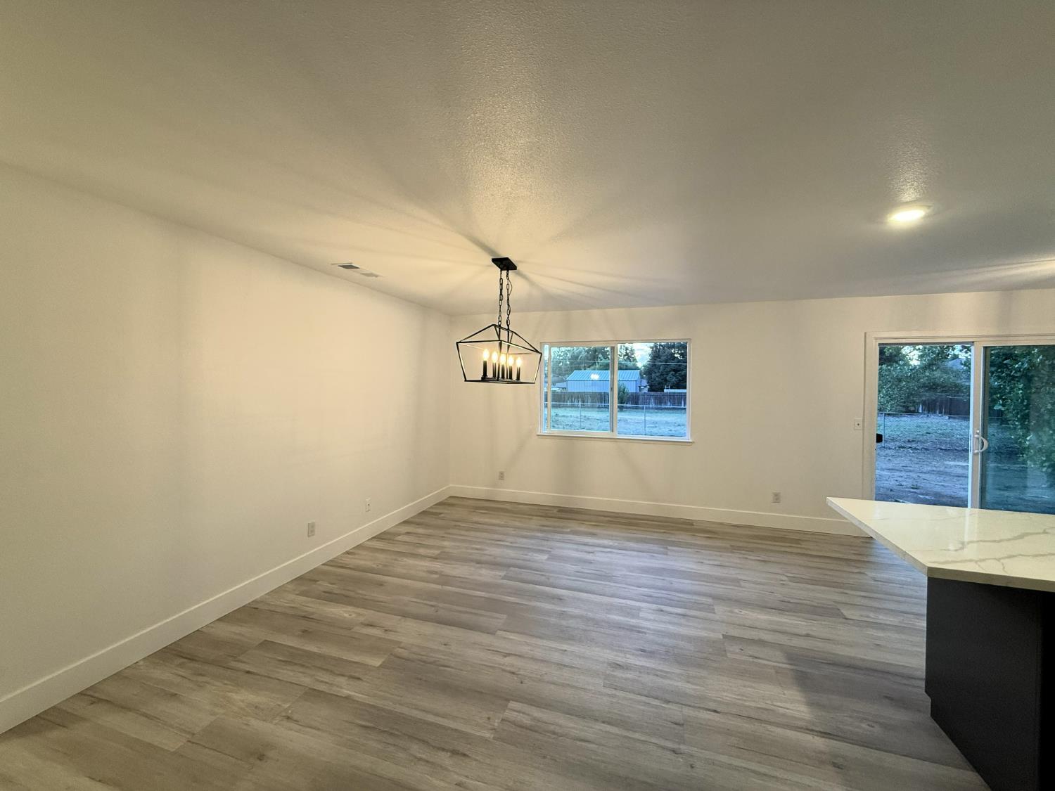 19232 Deane Dr, Madera, CA 93638