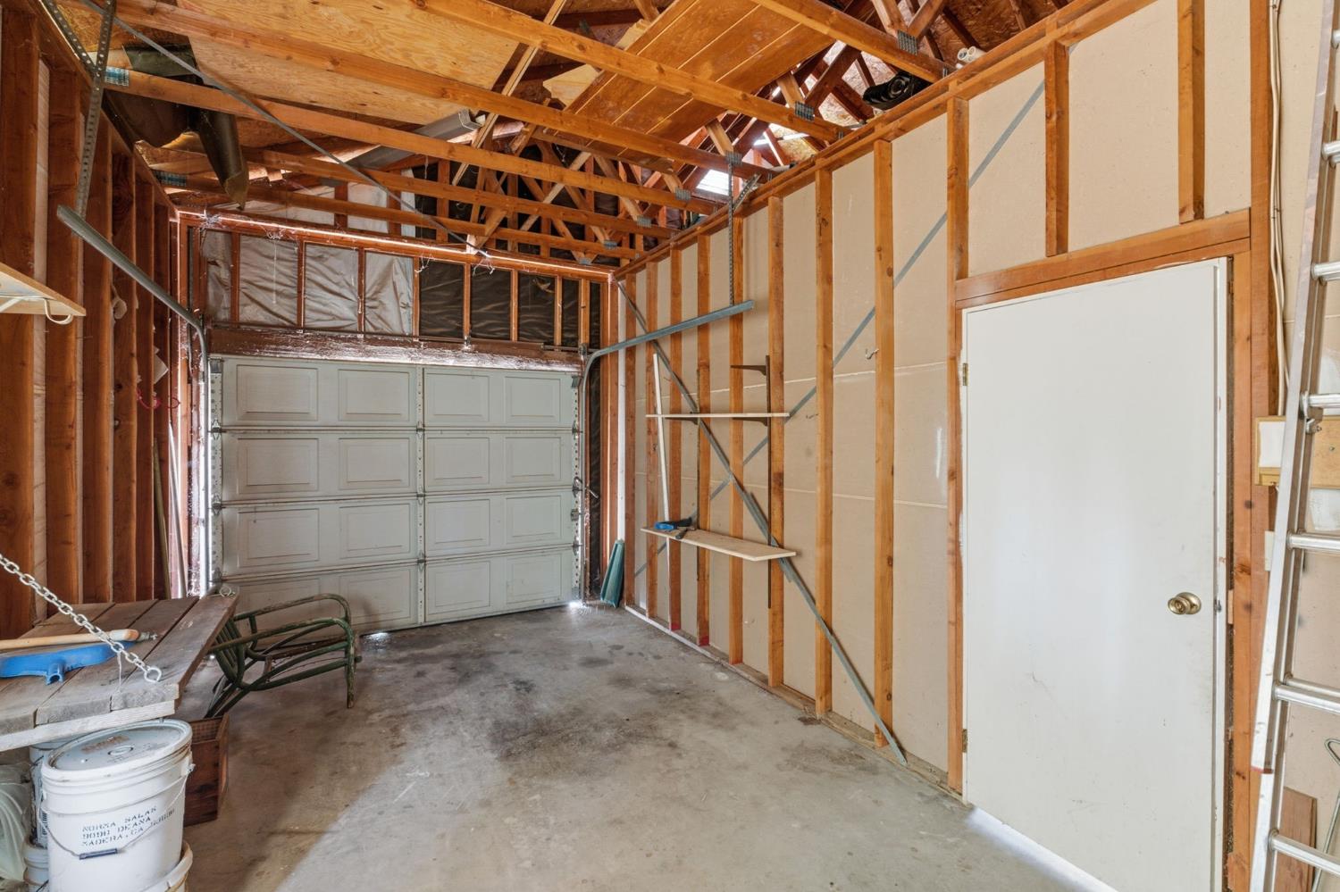 19098 Deane Dr, Madera, CA 93638