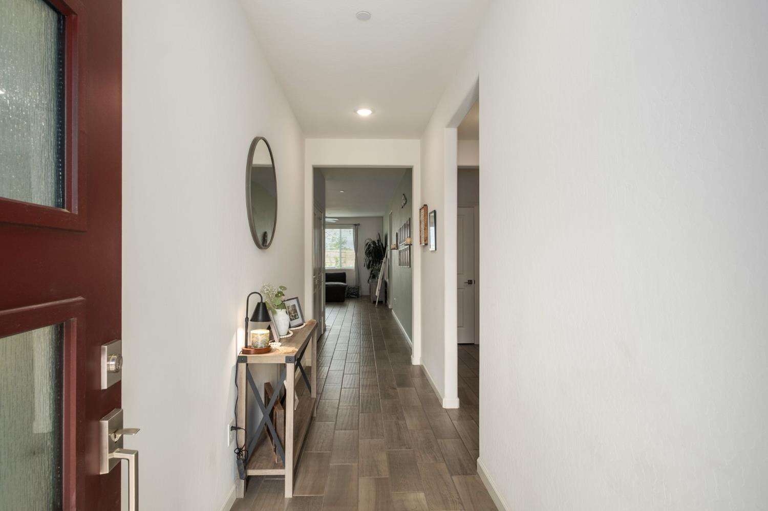 644 Atlantica Dr S, Madera, CA 93636