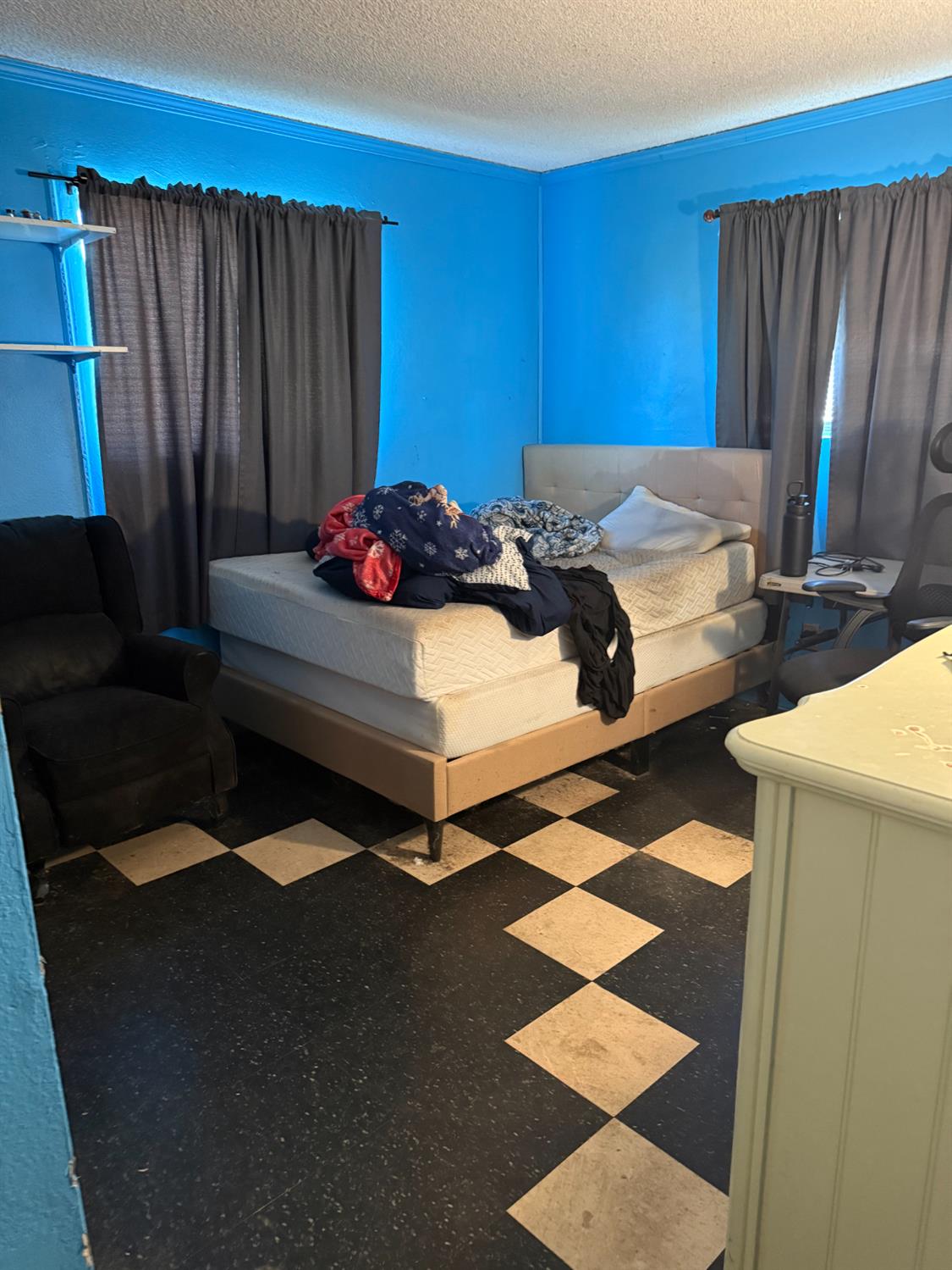 7281 N College Ave, Pinedale, CA 93650