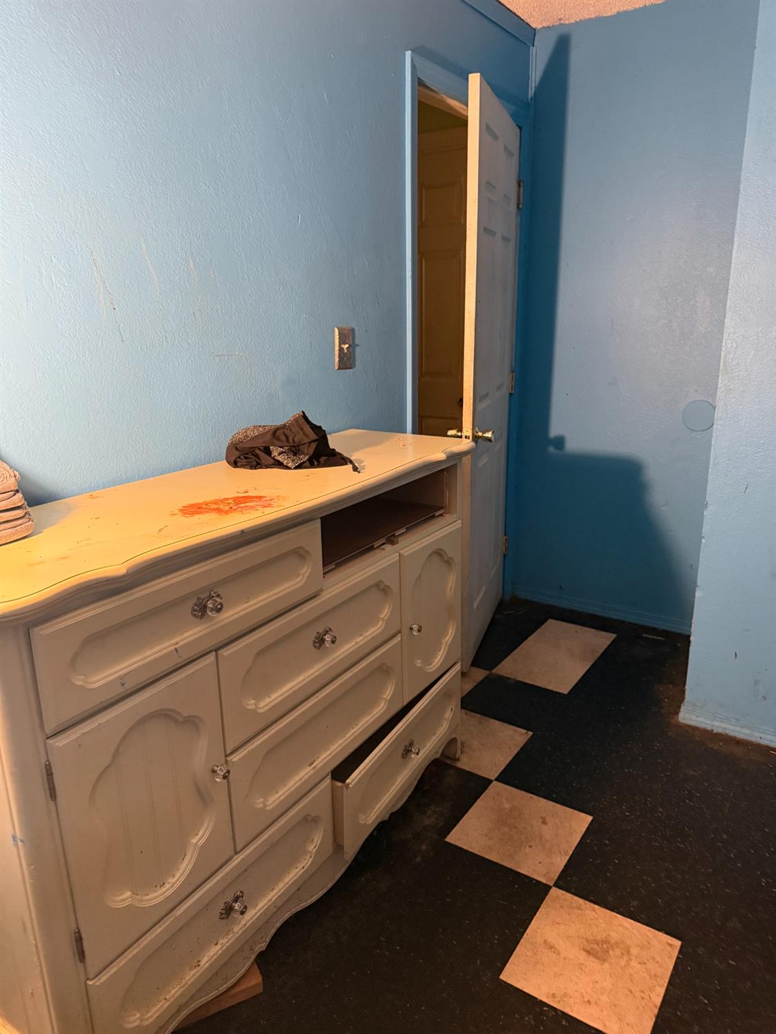 7281 N College Ave, Pinedale, CA 93650