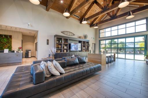 598 Crescent Ln, Madera, CA 93636