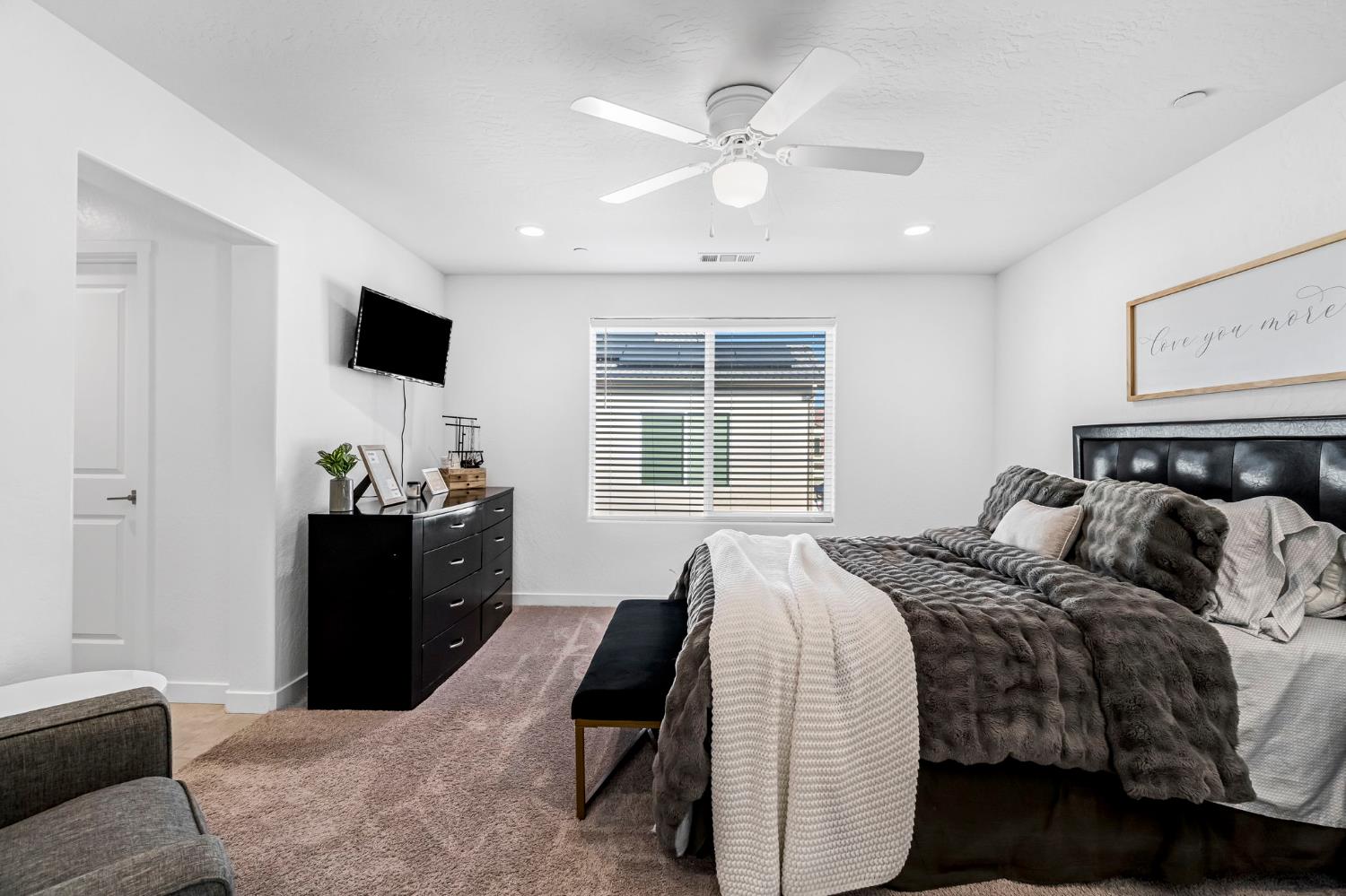 367 Talus Way S, Madera, CA 93636