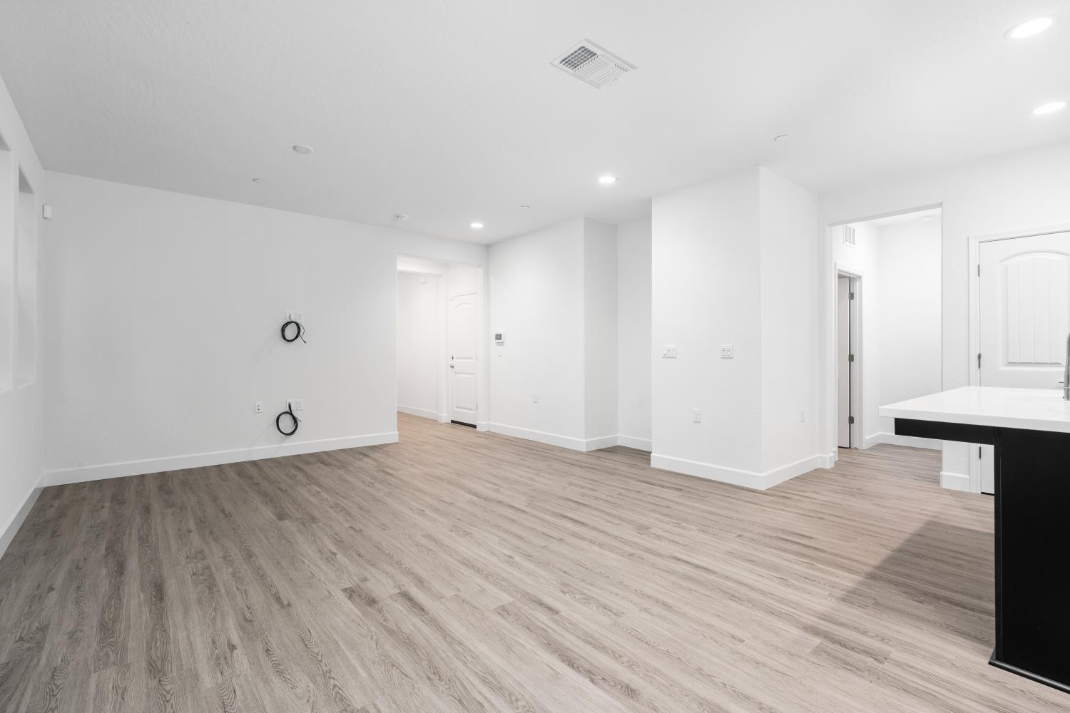 380 Huckleberry Rd S, Madera, CA 93636
