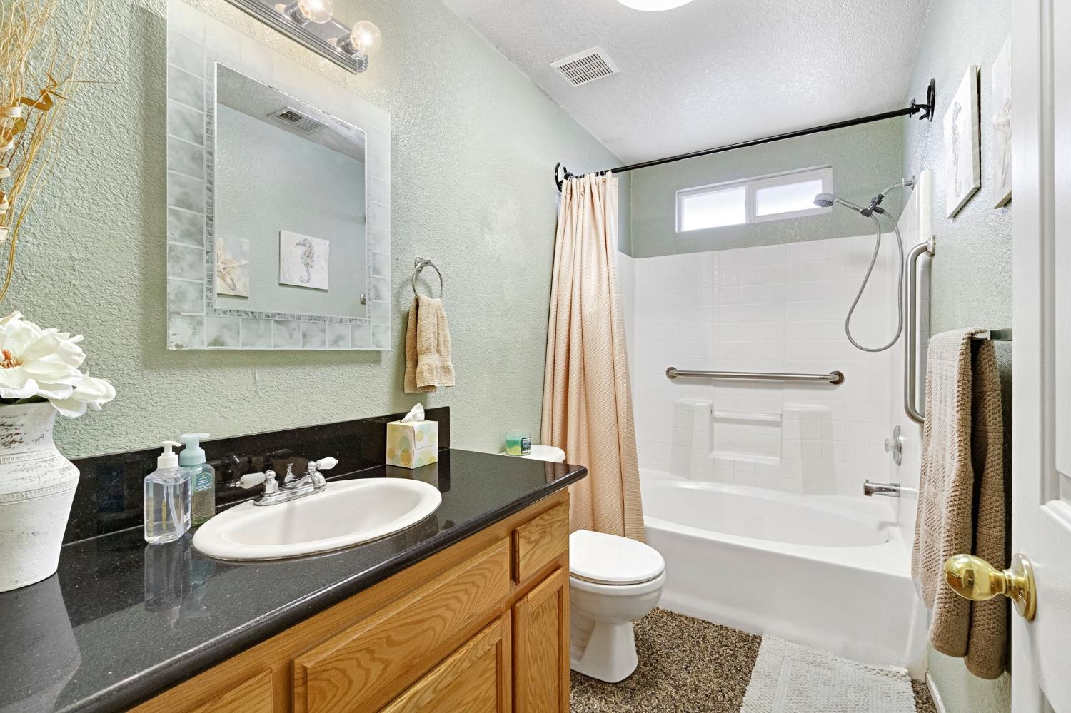 20689 Olympia Rd, Madera, CA 93638