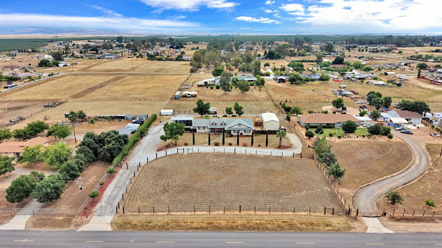 20689 Olympia Rd, Madera, CA 93638