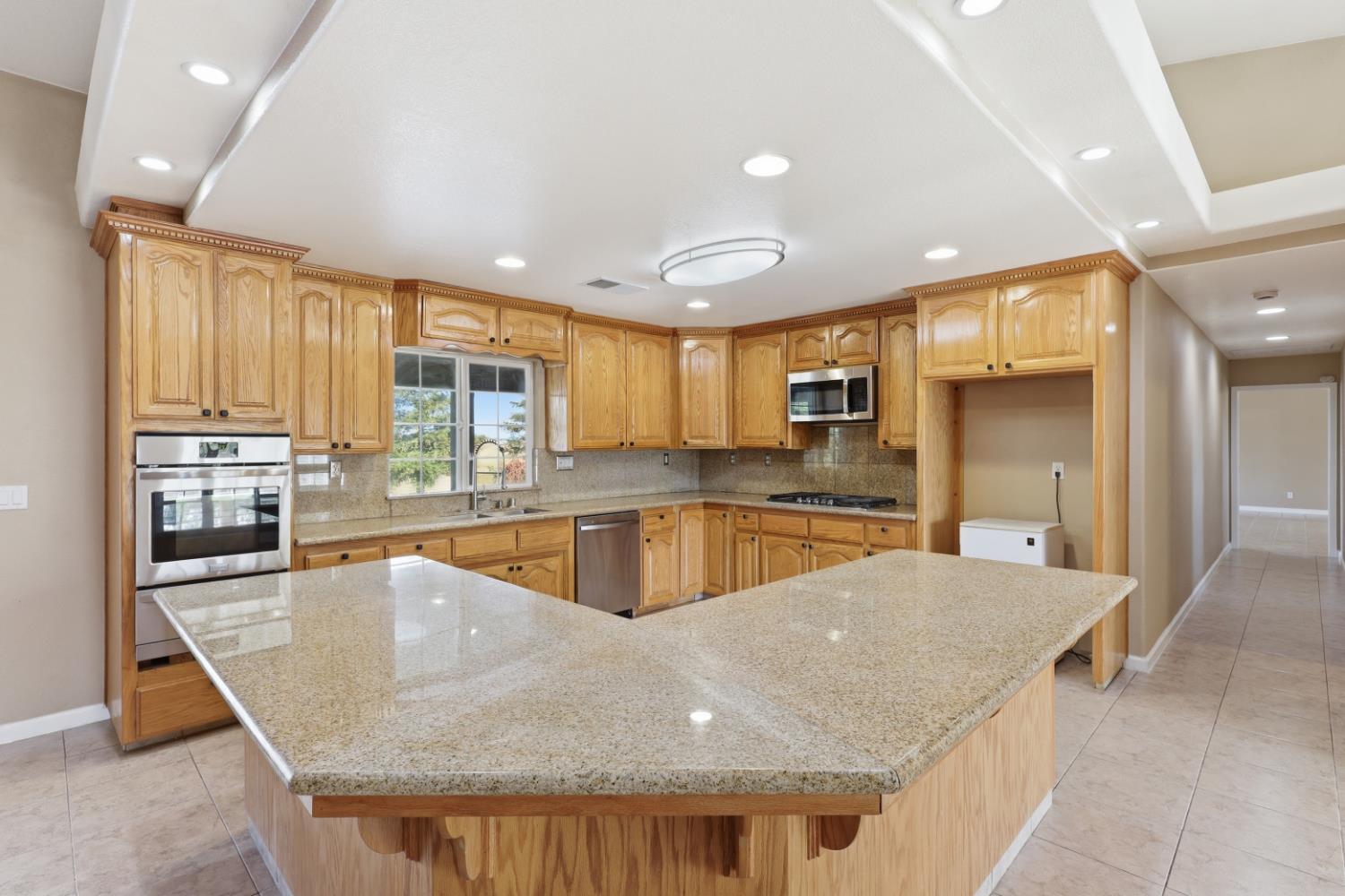 21791 Road 29, Madera, CA 93638