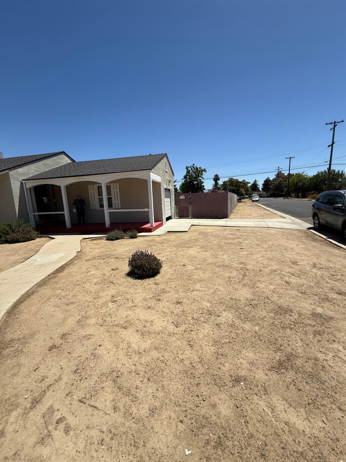 501 Rotan Ave, Madera, CA 93637