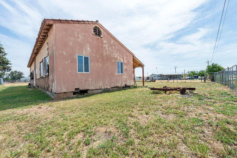 2803 Sharon Blvd, Madera, CA 93638